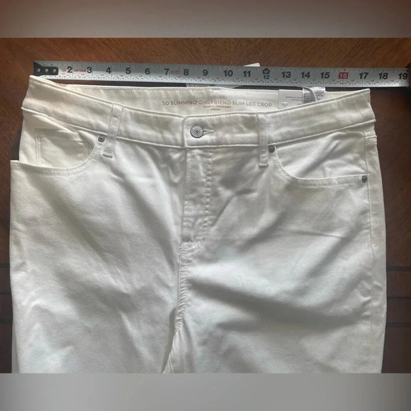 Chico’s So Slimming No Stain Girlfriend Cropped Jeans Alabaster White Sz 12 NEW - Picture 5 of 9